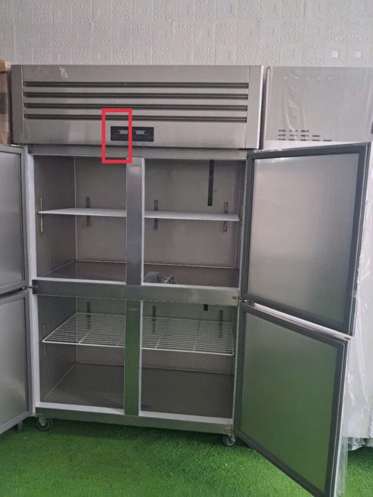 z7037360869628 5cdcfa776962e0f0dabb53dc21680294 with metadata